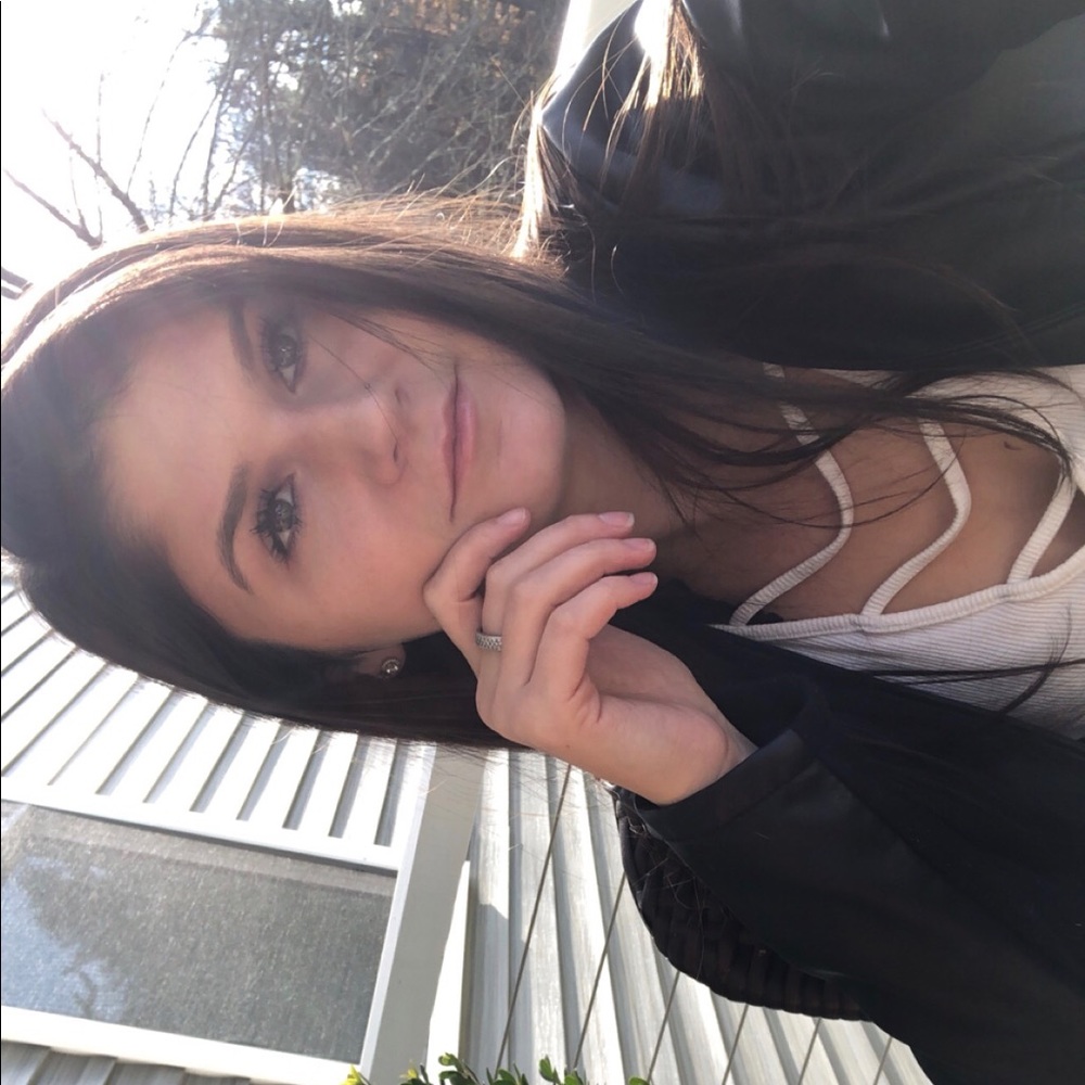 Meet your Posher, Jami